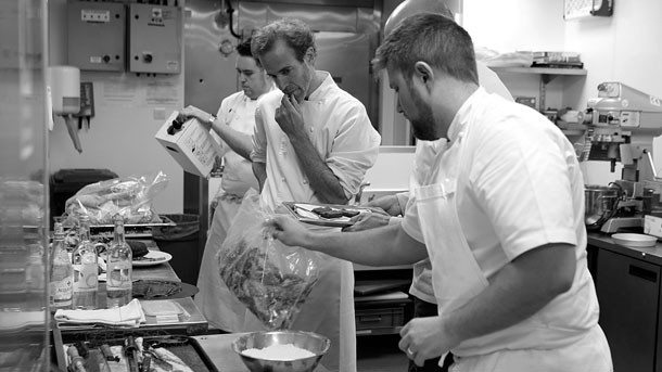 (Photo: Chefs Dan Barber, Adam Kaye, Jonny Bone, and Ian Scaramuzza discussing ideas)