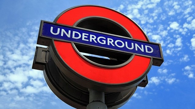 London hotel searches plummet during Tube strike
