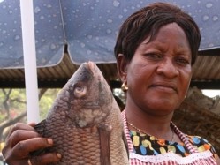Ashley Palmer-Watts is to visit fish farmers near Kisumu in Kenya to share his hospitality industry expertise with those benefiting from the Farm Africa project