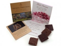 The boxes can be fully branded, customised and personalised with chocolate, sweets, cake or biscuit fillings.