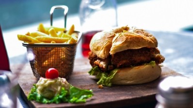Dining trends: Burger market beefs up in 2016
