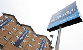 Travelodge aims to double business trade