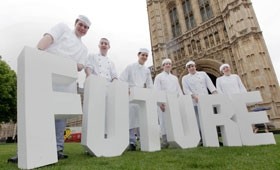 Chef apprentices help launch National Apprenticeship Service