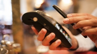 Restaurants and pubs see surge in higher value contactless spending