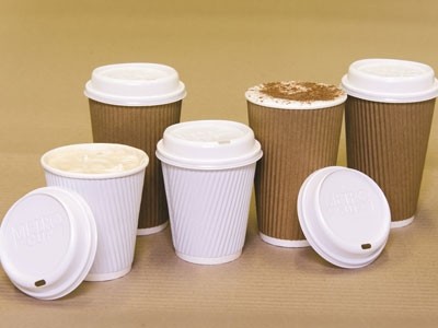 The new range of 'Sipsational' lids from Bunzl Catering Supplies have a curved rim which aims to mimic the feel of sipping from a real cup