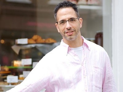 Yotam Ottolenghi will close his Kensington deli next month with a view to opening a larger site next year