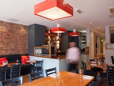 Relaxed French style bistro Provender opened in Wanstead with Max Renzland behind the stove