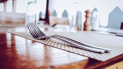 ONS and OpenTable figures reveal restaurant bookings dip