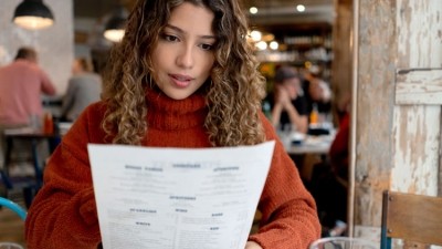 Restaurants must put allergy information on their menus, says FSA