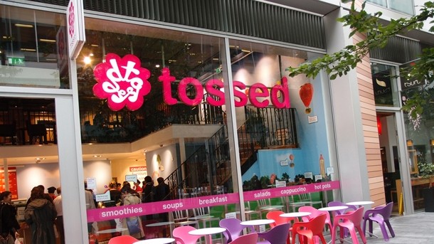 Tennis champion Andy Murray has invested in Tossed, the healthier eating chain on Seedrs
