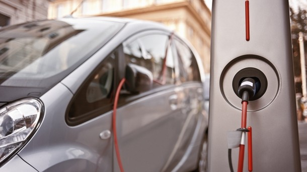 Accor to roll out electric car charging at UK hotels