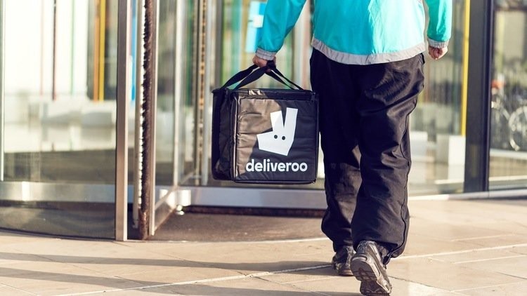 Deliveroo launches click and collect service
