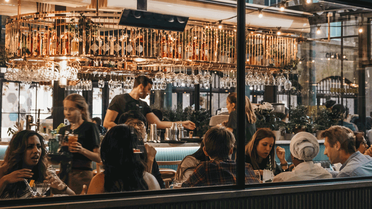 Pubs, restaurants and bars grow sales again in February 