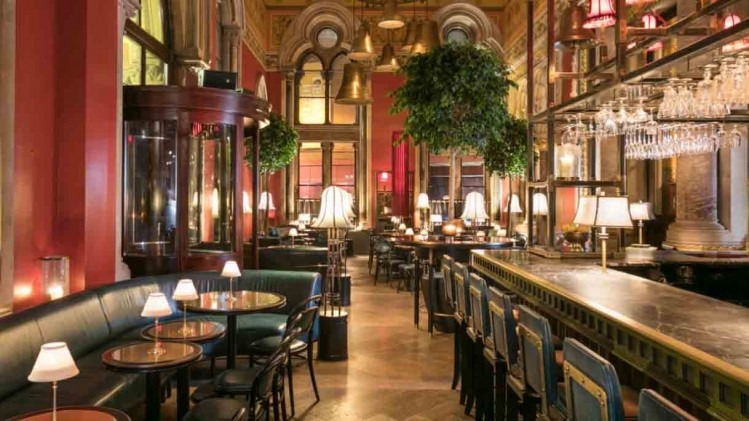 Marcus Wareing opens George's Bar in St. Pancras Renaissance hotel