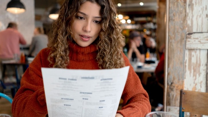 Restaurants must put allergy information on their menus, says FSA