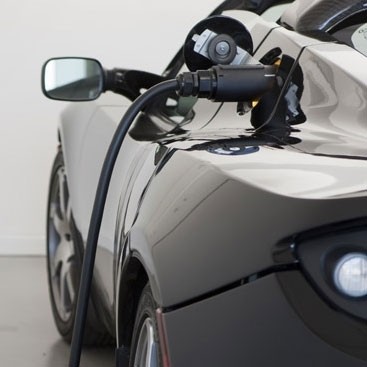 UK hotels to house electric car charging stations