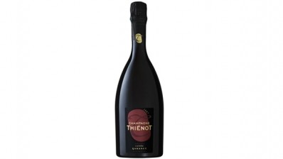 The champagne is made from a blend of Pinot Noir grapes