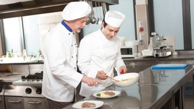 Do catering colleges need to work more closely with restaurants?