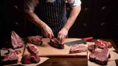 GCG joins forced with Burger & Lobster to launch meat delivery business