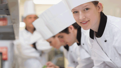 Hospitality sector calls on Government to protect apprenticeship funding 