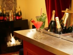 Flûte will offer vintage, non-vintage, prestige cuvée, rosé and boutique together with rare grower champagnes