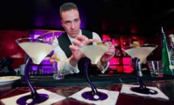 Royal Crescent Hotel barman wins cocktail championship
