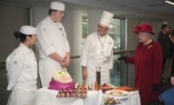Queen meets hospitality students